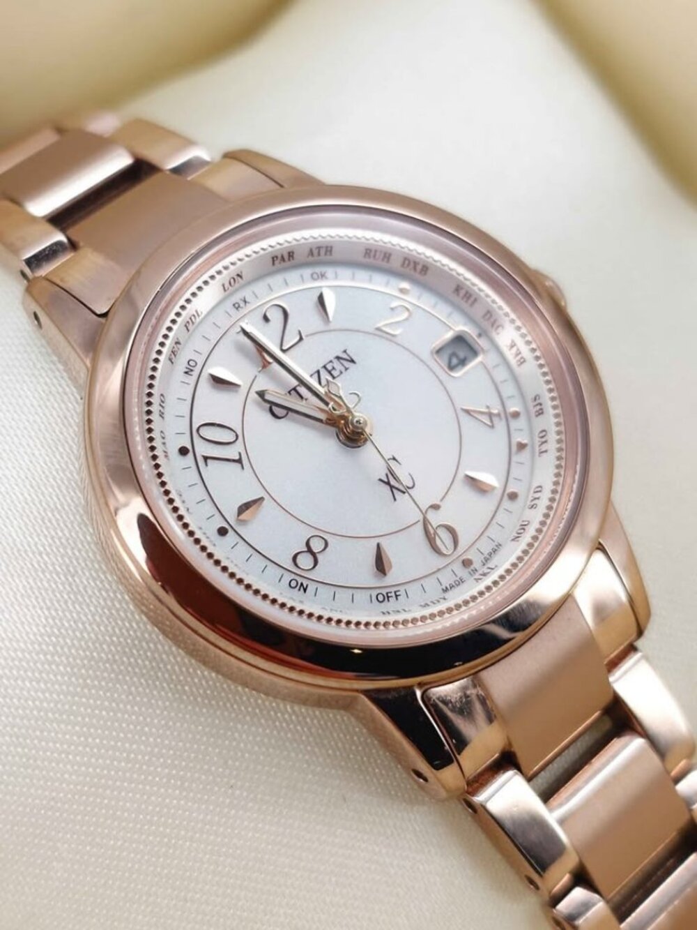 Citizen xC Eco-Drive Women's Solar Watch H240 28mm Rose Gold Titanium JDM + BOX